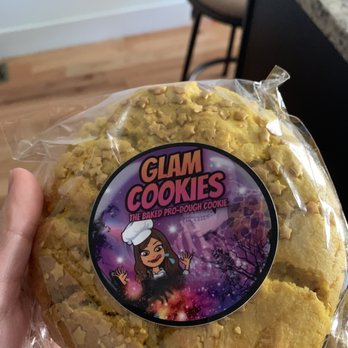 Dough Palace - Golden Oreo glam cookie with biscoff filling - Desserts Near Me - Fairfield, New Jersey Dough Palace - Golden Oreo glam cookie with biscoff filling - Desserts Near Me - Fairfield, New Jersey