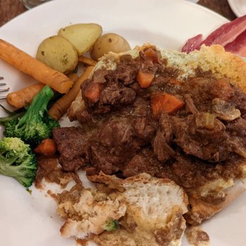 Sally Lunn's Historic Eating House - Steak & mushroom trencher - Museums Near Me - Bath, BAS Sally Lunn's Historic Eating House - Steak & mushroom trencher - Museums Near Me - Bath, BAS