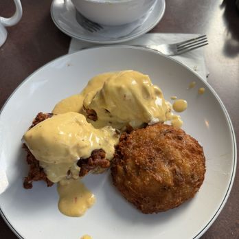 The Breakfast Bar - Eggs Papi (Served Benedict Style) - Breakfast & Brunch Near Me - Long Beach, California The Breakfast Bar - Eggs Papi (Served Benedict Style) - Breakfast & Brunch Near Me - Long Beach, California