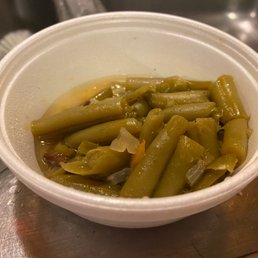 a bowl of green beans a bowl of green beans