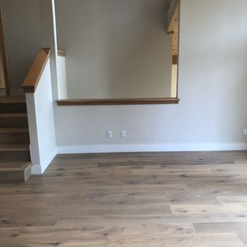 Donner Tahoe Flooring - Stairs and living room - entire home floor replaced by Troy and team - Flooring Near Me - Truckee, California Donner Tahoe Flooring - Stairs and living room - entire home floor replaced by Troy and team - Flooring Near Me - Truckee, California