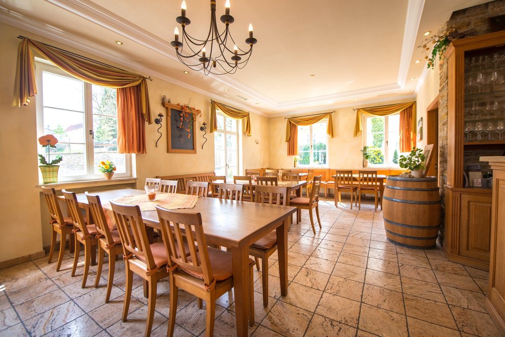 Weingut Gres - Weinstube Gres - interior - Wineries Near Me - Appenheim, RP Weingut Gres - Weinstube Gres - interior - Wineries Near Me - Appenheim, RP