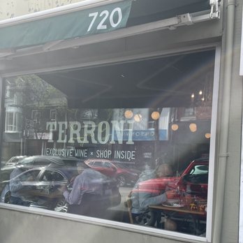 Terroni - Front of store - Italian Near Me - Toronto, Ontario