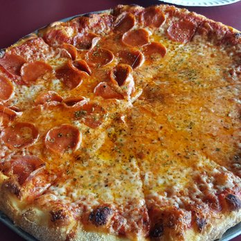 Ronnie's Pizza - 14 inch cheese and pepperoni - Pizza Near Me - Yuma, Arizona Ronnie's Pizza - 14 inch cheese and pepperoni - Pizza Near Me - Yuma, Arizona