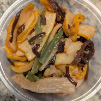 PA Tea & Poke - squid salad - Hawaiian Near Me - Minneapolis, Minnesota