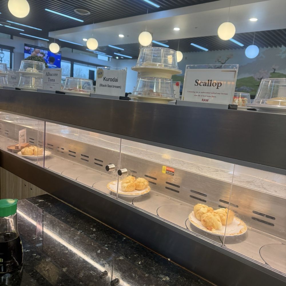 Sushi Zone - View of dining area - Conveyor Belt Sushi Near Me - Bothell, Washington