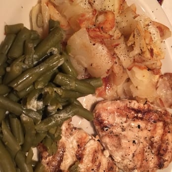 Brimfield Family Restaurant - Grilled chicken, home fries and green beans. About $10. Comes w salad and rolls. - Pizza Near Me - Kent, Ohio Brimfield Family Restaurant - Grilled chicken, home fries and green beans. About $10. Comes w salad and rolls. - Pizza Near Me - Kent, Ohio