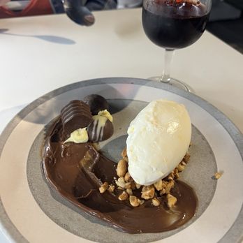 Mar d'Estórias - Ice cream and chocolate dessert - Grocery Near Me - Lagos, 08
