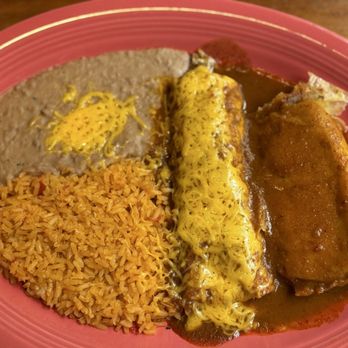 La Palmera Family Mexican Restaurant - Tamale and Enchilada Combo - Mexican Near Me - Everett, Washington