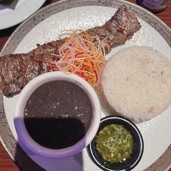 Mamajuana Cafe - Churrasco - Dance Clubs Near Me - Woodbridge Township, New Jersey