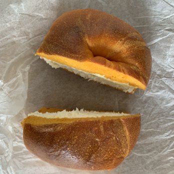 Bagel Pub - Egg Bagel with Regular Cream Cheese [$3.70] - Juice Bars & Smoothies Near Me - Brooklyn, New York