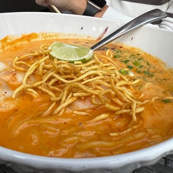 Nawa - Tải Curry w/ Shrimp - Asian Fusion Near Me - Fort Wayne, Indiana Nawa - Tải Curry w/ Shrimp - Asian Fusion Near Me - Fort Wayne, Indiana