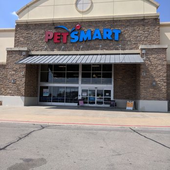 PetSmart - Entrance - Pet Training Near Me - Owasso, Oklahoma
