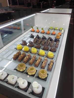 Bachour Restaurant & Bar by null