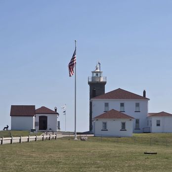 Watch Hill Lighthouse - Museums Near Me - Westerly, Rhode Island