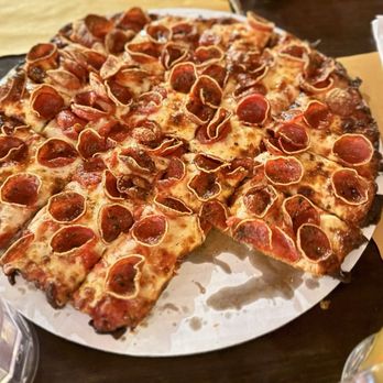 Broadway Plates And Pints - Great pizza - Burgers Near Me - Grove City, Ohio Broadway Plates And Pints - Great pizza - Burgers Near Me - Grove City, Ohio