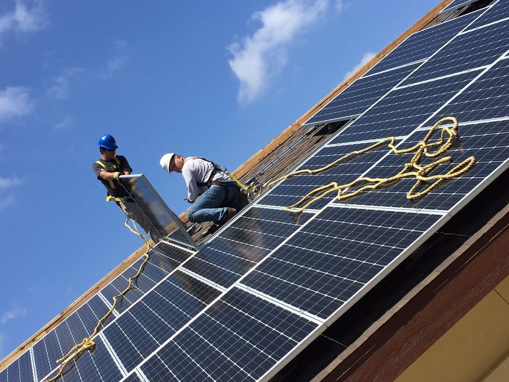 Slide of Shneyder Solar