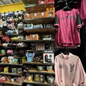 Spencer Gifts - Gift Shops Near Me - Trumbull, Connecticut