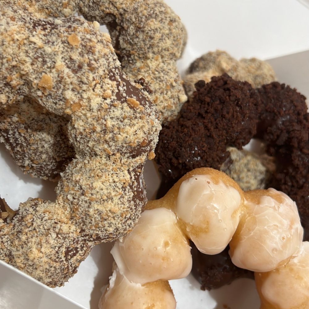 Mochill Donuts & Coffee - Nutella, Sugar Glazed, Brownie Crumbles - Donuts Near Me - Torrance, California Mochill Donuts & Coffee - Nutella, Sugar Glazed, Brownie Crumbles - Donuts Near Me - Torrance, California