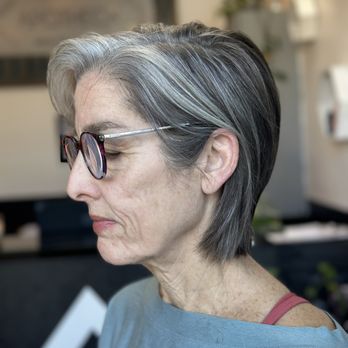 Apotheca Lux Salon - Barbers Near Me - Austin, Texas