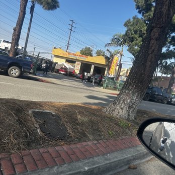 RIO Tires & Mechanic - The building - Tires Near Me - Bell Gardens, California RIO Tires & Mechanic - The building - Tires Near Me - Bell Gardens, California
