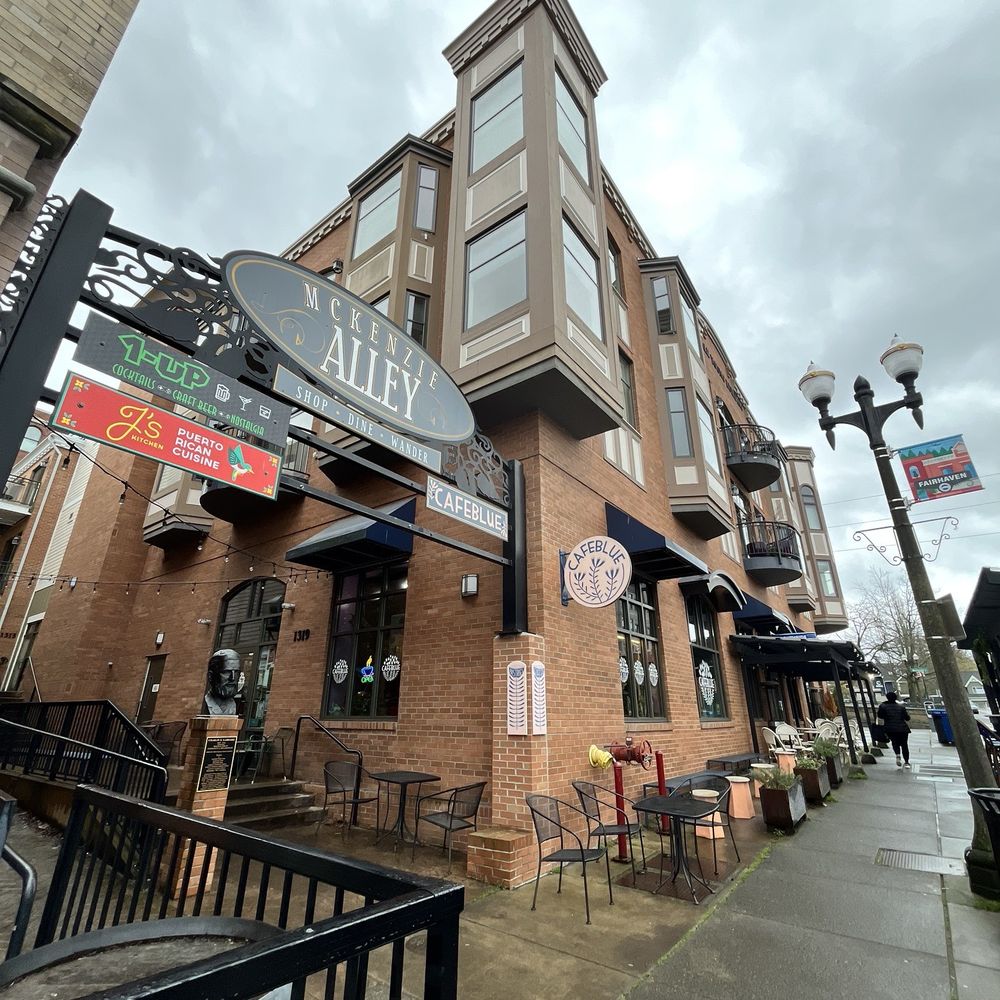 Café blue opens at 8am daily. Café blue opens at 8am daily.