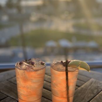 High Rooftop Lounge - Rosebud - Lounges Near Me - Venice, California High Rooftop Lounge - Rosebud - Lounges Near Me - Venice, California
