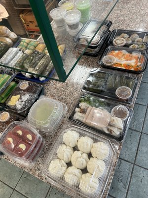 Bình Minh Sandwiches by null