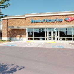 Bank of America Financial Center - Storefront