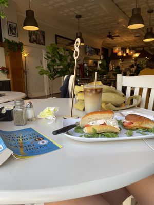 Delizia Café by null