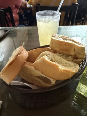 La Viña Aragon Restaurant y Cafeteria by null La Viña Aragon Restaurant y Cafeteria by null