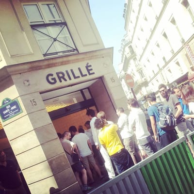 Grillé by null