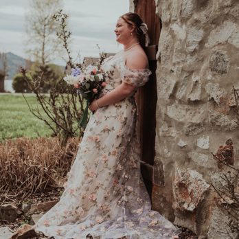 Cloud Nine Bridal - Bridal Near Me - Coeur d'Alene, Idaho Cloud Nine Bridal - Bridal Near Me - Coeur d'Alene, Idaho