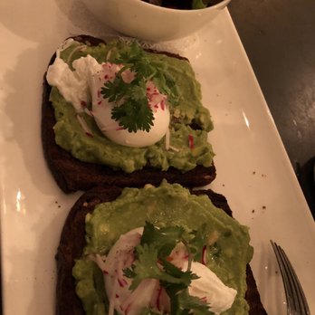 Tanner Smiths - Avacado Smash - Cocktail Bars Near Me - New York, New York
