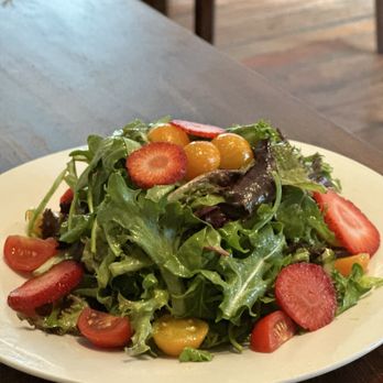 Brick Farm Tavern - Brunch seasonal salad - Cocktail Bars Near Me - Hopewell, New Jersey