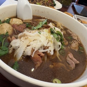 Long Beach Thai Restaurant - Thai Boat Noodle - Thai Near Me - Long Beach, California