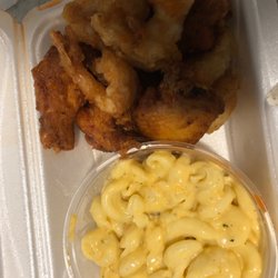 The Feathered Fin - Pick 2 combo- shrimp, wings, Mac n cheese