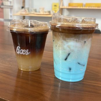 6xs Coffee Dtla - Yuzucano and a Malibu latte - Cafes Near Me - Los Angeles, California