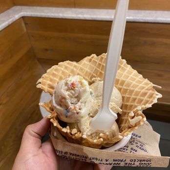 Jeni's Splendid Ice Creams - Ice Cream & Frozen Yogurt Near Me - Nashville, Tennessee Jeni's Splendid Ice Creams - Ice Cream & Frozen Yogurt Near Me - Nashville, Tennessee