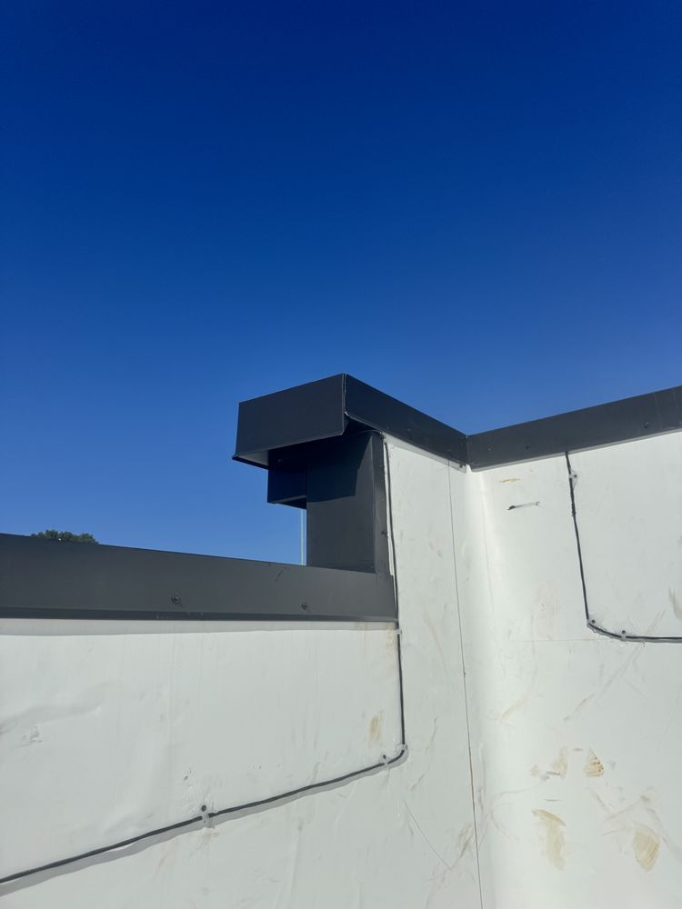 Slide of I Gotta Guy Roof Repairs