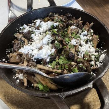 Elliott's Steakhouse - mushrooms - Steakhouses Near Me - Chandler, Arizona