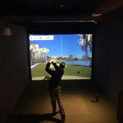 Legends Indoor Golf - Best Indoor Golf Facility in the Chicagoland Area!