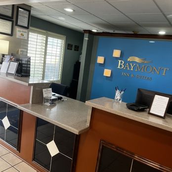 Baymont by Wyndham Braselton / Winder - Front desk - Hotels Near Me - Braselton, Georgia