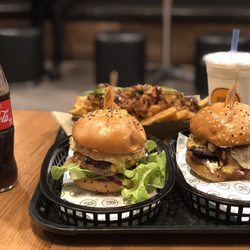 Burger Road