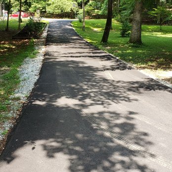 Toms Paving & Sealing - 200 foot driveway - Masonry/Concrete Near Me Toms Paving & Sealing - 200 foot driveway - Masonry/Concrete Near Me