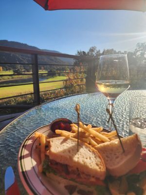 Zaidee's Bar and Grill by null