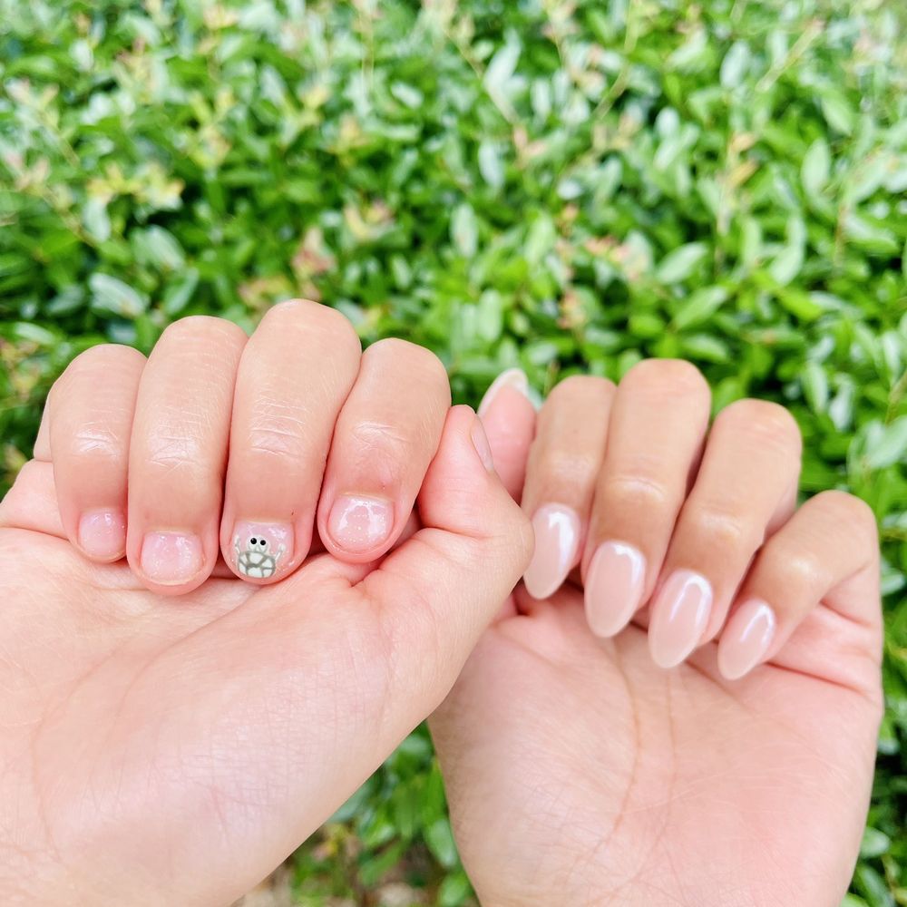 Lux Nail Spa - Mom & daughter manicure - Nail Salons Near Me - Kyle, Texas
