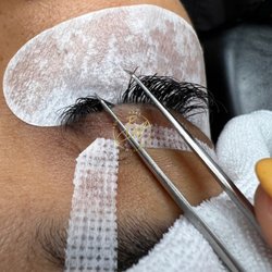 Beauty Mark by LanaKaye - lash extension (key to retention is isolation)