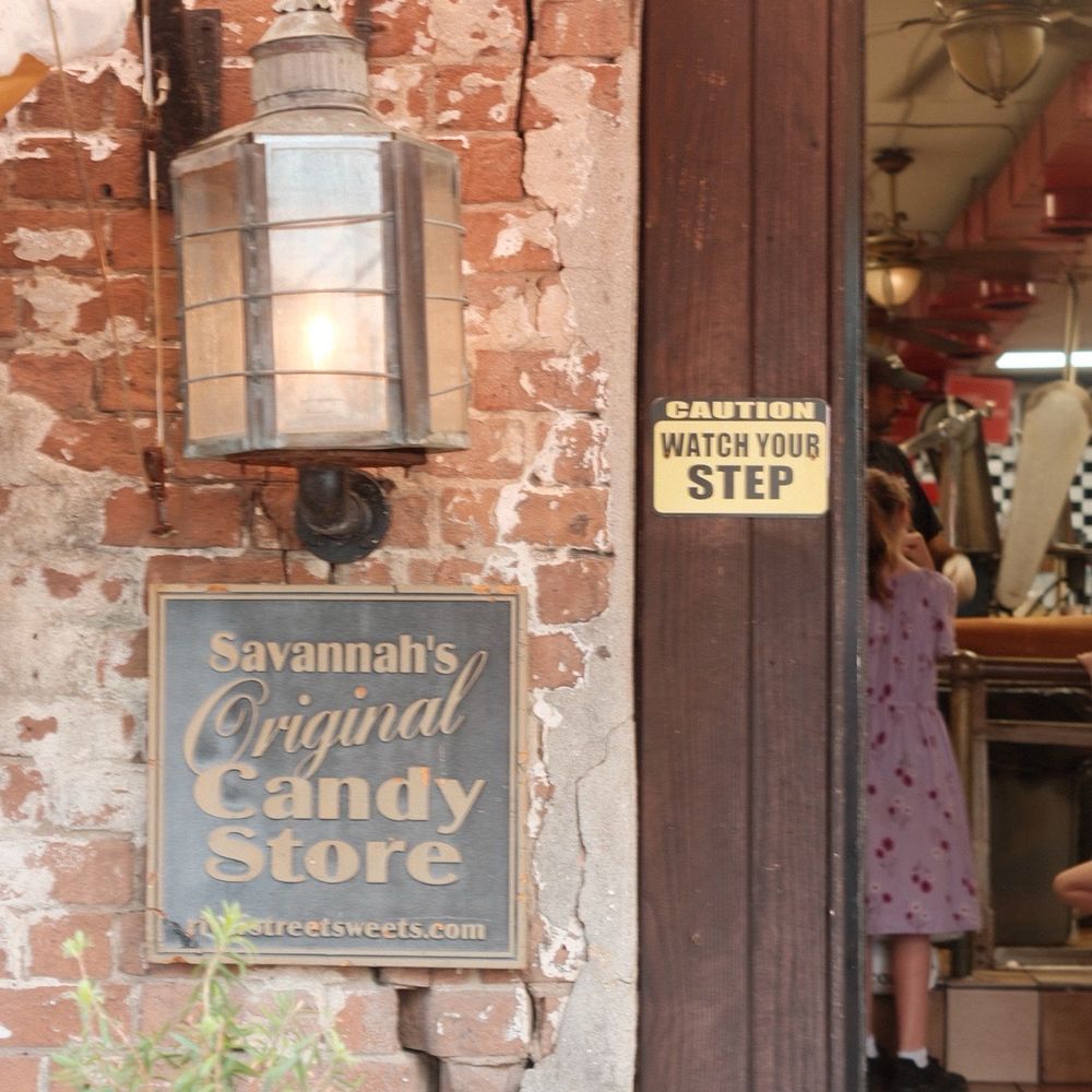 River Street Sweets - Other Entrance - Desserts Near Me - Savannah, Georgia River Street Sweets - Other Entrance - Desserts Near Me - Savannah, Georgia