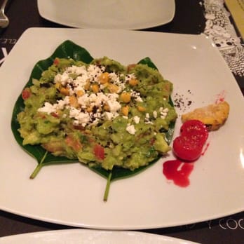 Mexcla - perfect guac!! - Mexican Near Me - Barcelona, B